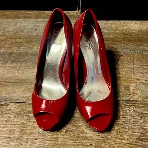 Red heels, pumps, stiletto, open toe